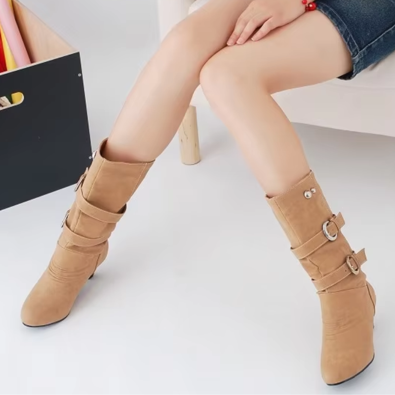 Hohe Stiefel mit runder Spitze - Leona