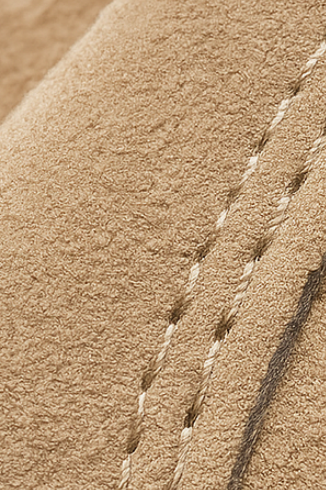 Aleera Beige Sneakers