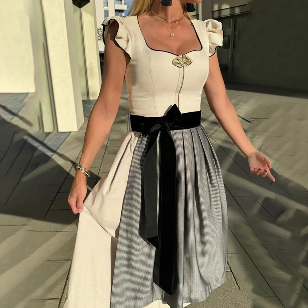 Yvette Glanzstück | Elegantes Dirndlkleid für unvergessliche Oktoberfest-Momente