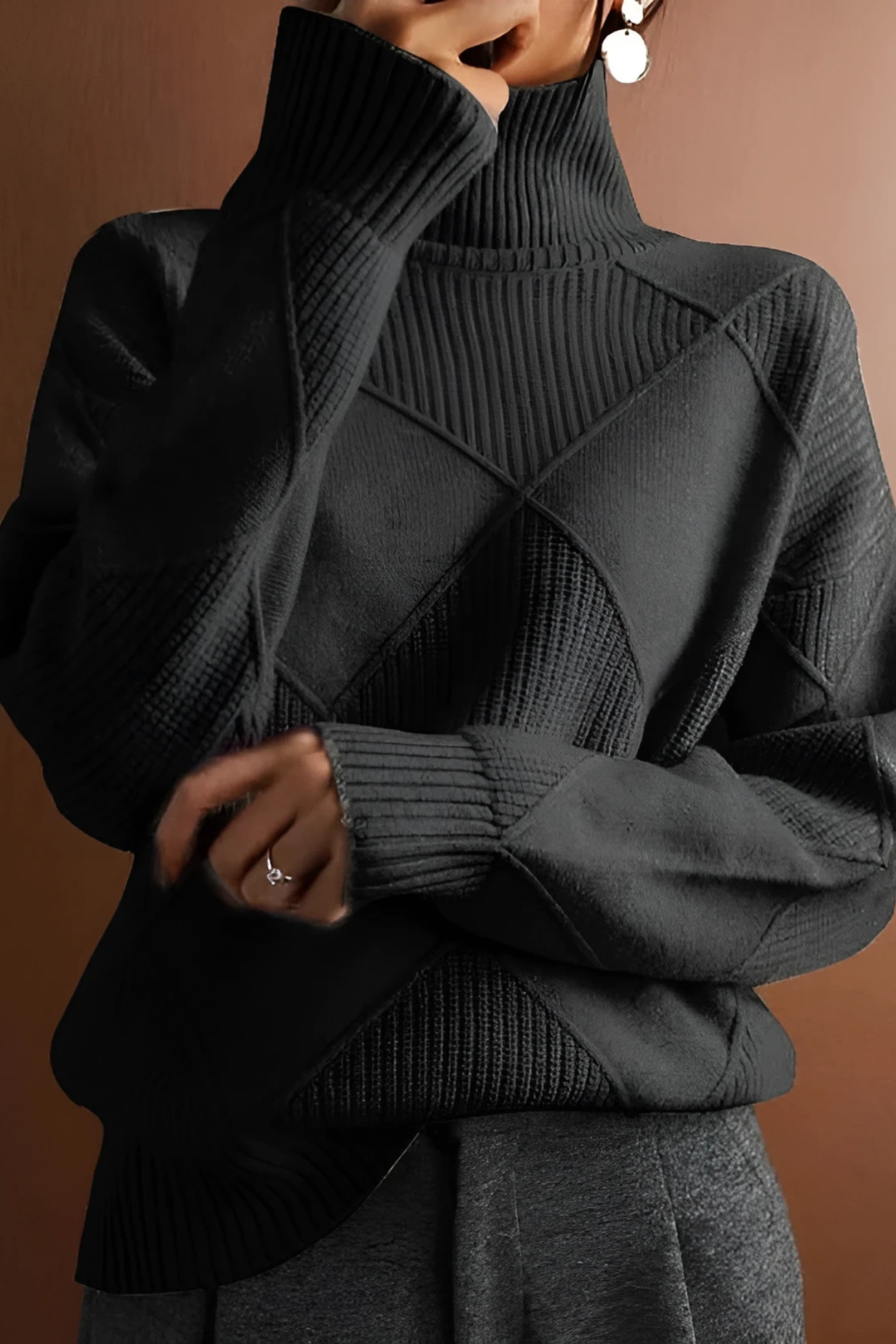 Denisse Black Pullover
