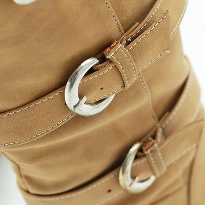 Hohe Stiefel mit runder Spitze - Leona
