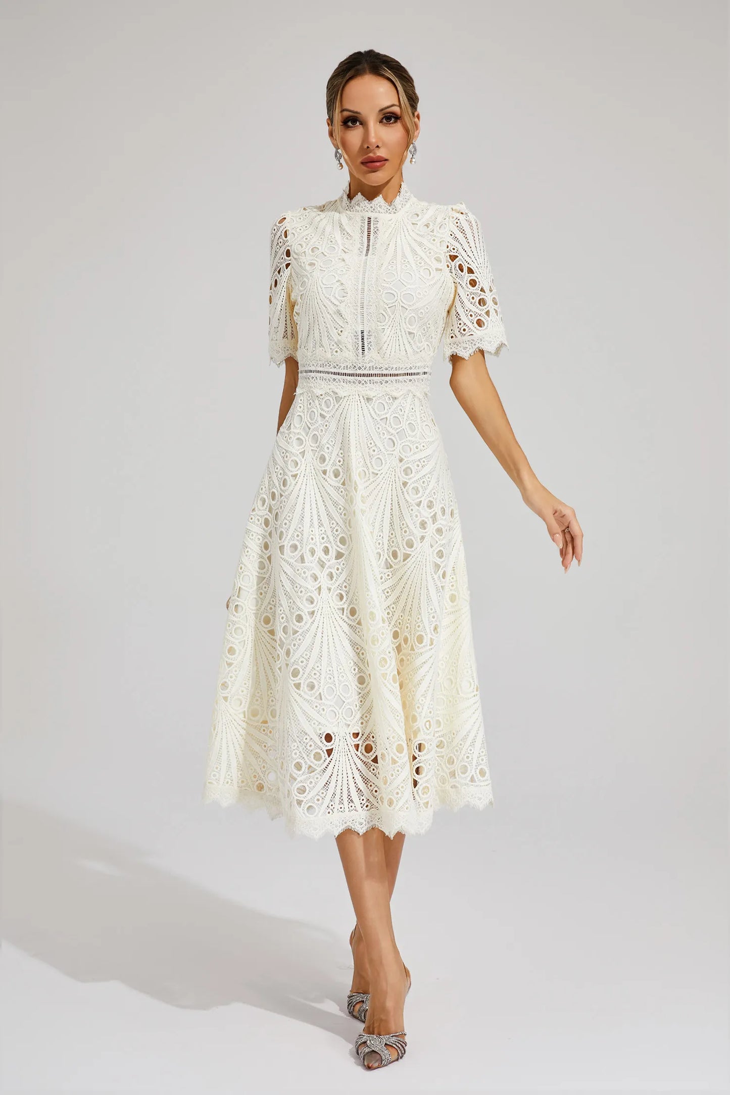 Hallie | Elegantes Spitzen-Midikleid