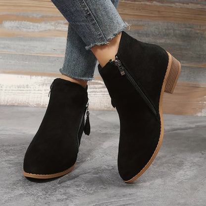 Isolde - Elegante spitze Blockstiefel mit Absatz und seitlichem Reißverschluss