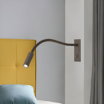 Verstellbare Wandleuchte mit Schwanenhals