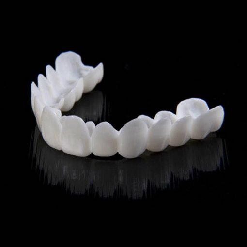 Dentalis | Sofortige Lächelverwandlung mit Snap on Smile Veneers