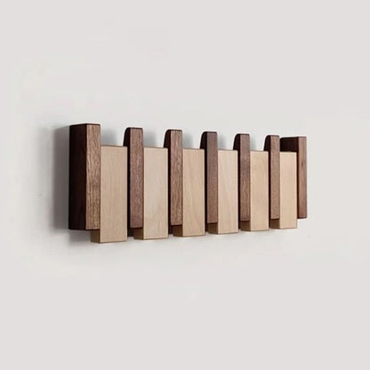 Wandgarderobe im Klavierstil