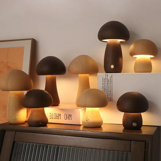 ShroomLicht | Elegantes LED-Nachtlicht aus Holz mit Touch-Funktion und einstellbarer Helligkeit