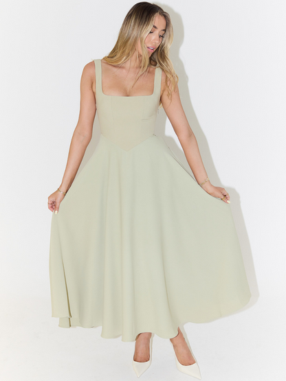 Lucinda | Kleid in edlem Purpurrot