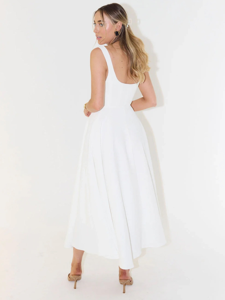 Lucinda | Kleid in edlem Purpurrot
