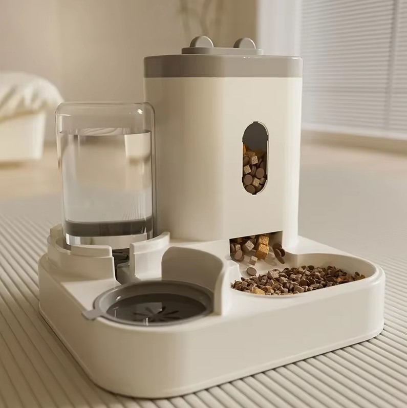 FelineEssence | Automatische Futter- und Wasserstation für Katzen und Hunde