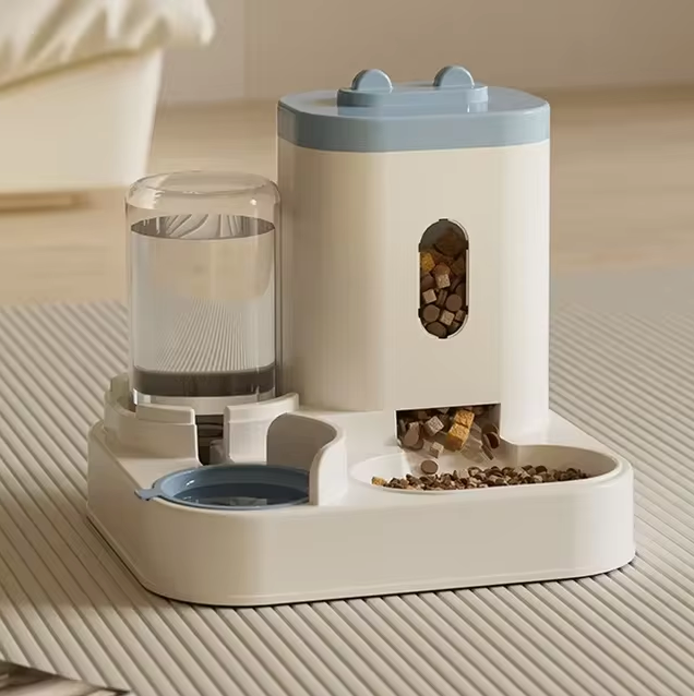 FelineEssence | Automatische Futter- und Wasserstation für Katzen und Hunde