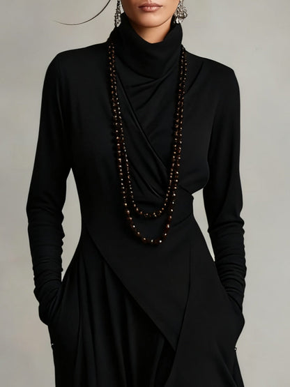 RENATA – ELEGANTES ASYMMETRISCHES MAXIKLEID MIT HOHEM KRAGEN