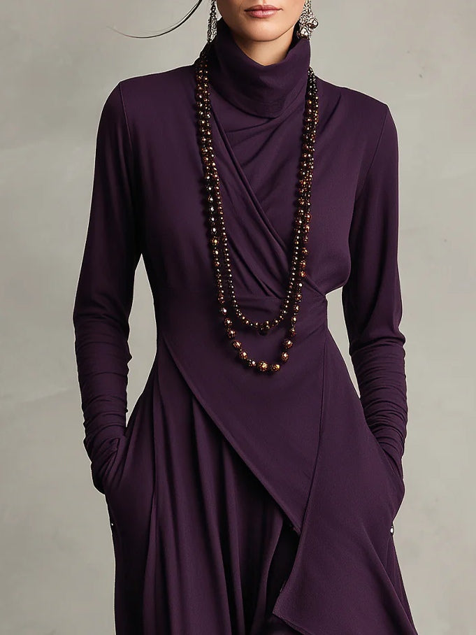RENATA – ELEGANTES ASYMMETRISCHES MAXIKLEID MIT HOHEM KRAGEN
