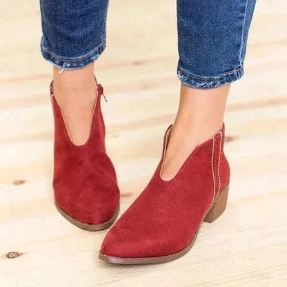 Schicke Stiefel mit V-Ausschnitt und Reißverschluss - Oriana