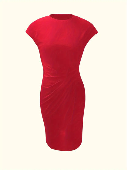 Einfarbiges Kleid mit Rundhalsausschnitt