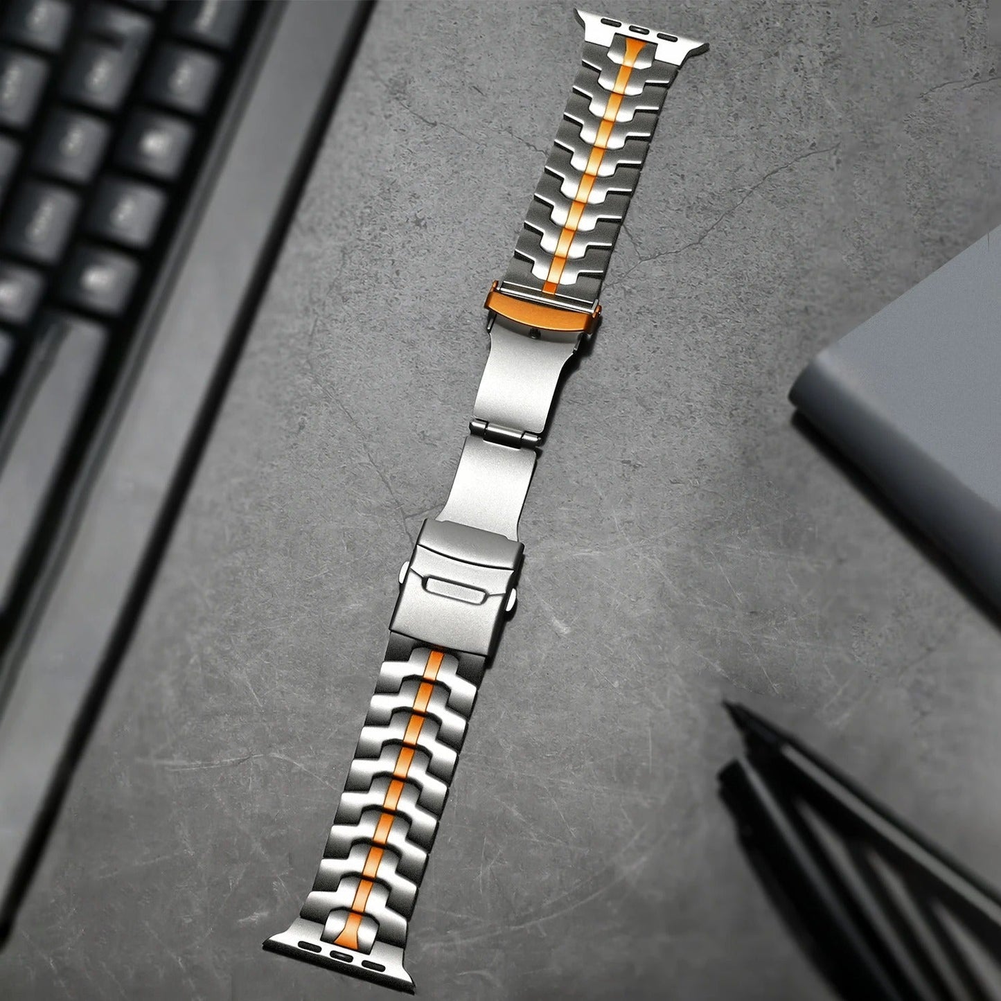 Keith Lane | Luxuriöses Titan-Armband für die Apple Watch