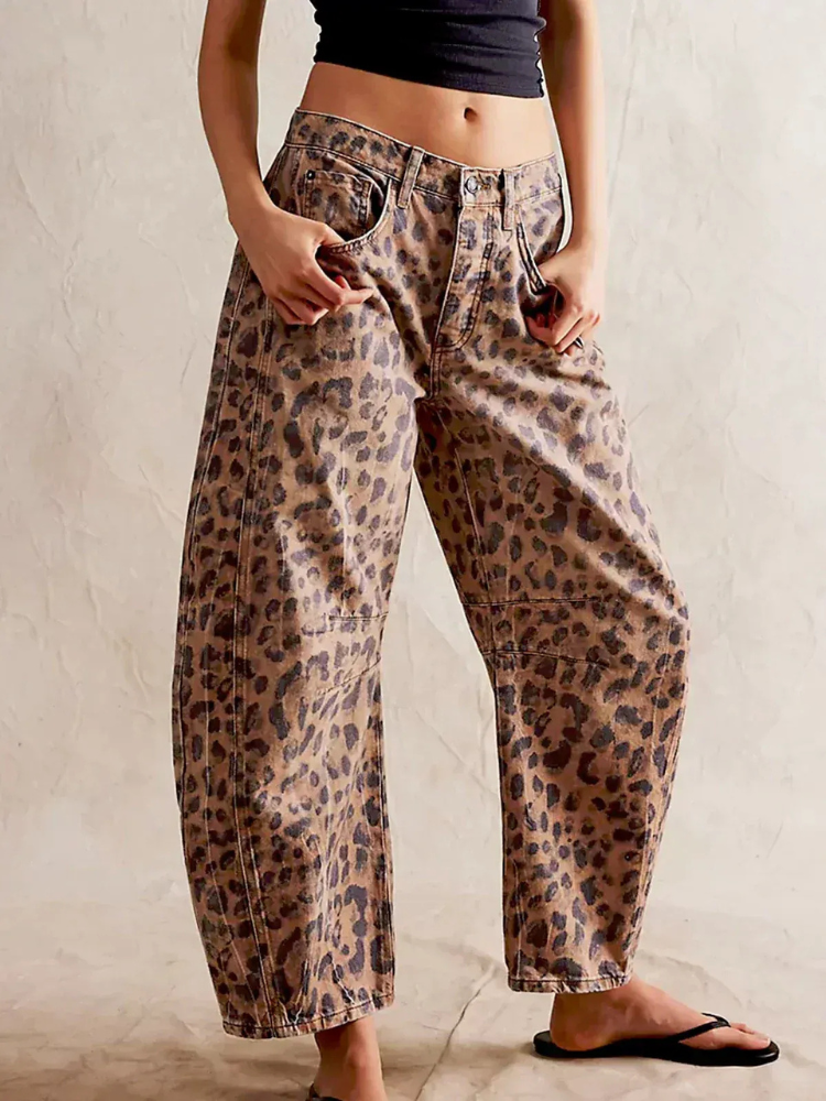 Moderne Damen Baggy-Jeans im Trend