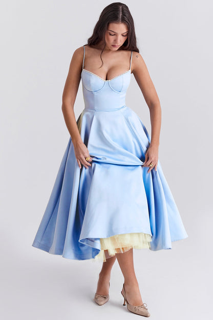 Zendaya | Klassisches Midi-Kleid