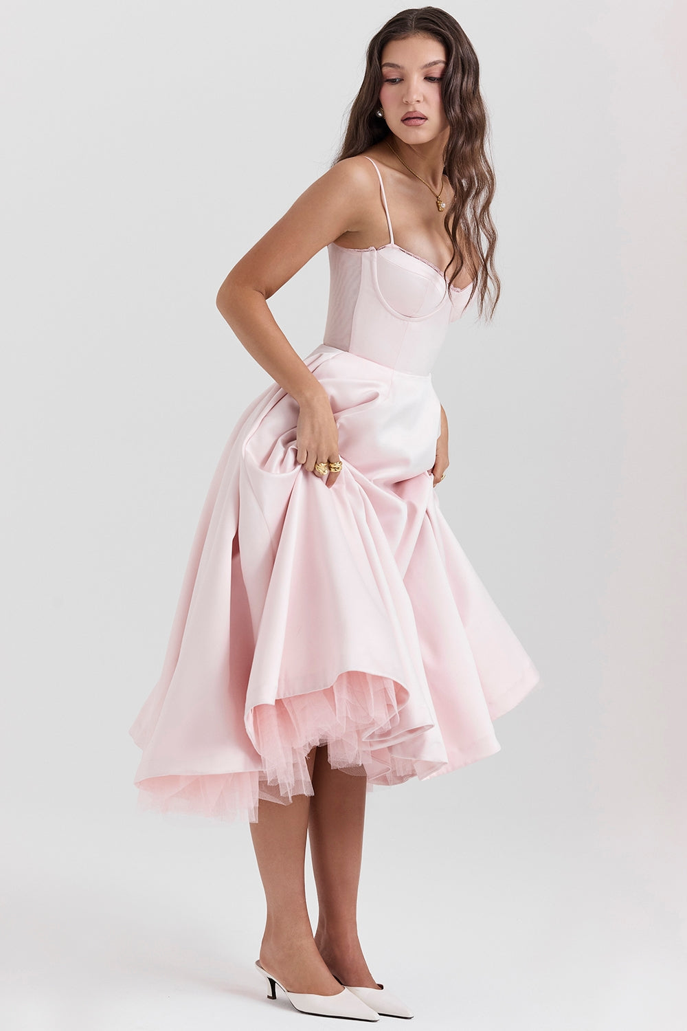 Zendaya | Klassisches Midi-Kleid