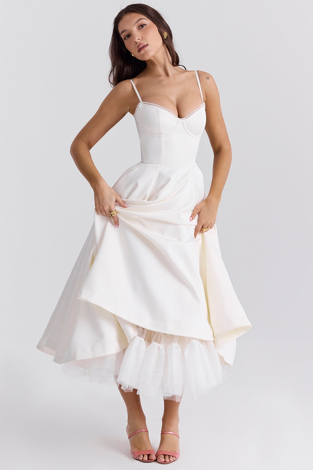 Zendaya | Klassisches Midi-Kleid