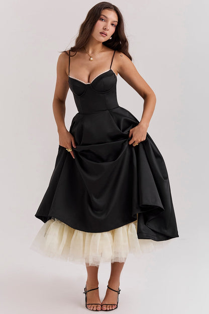 Zendaya | Klassisches Midi-Kleid