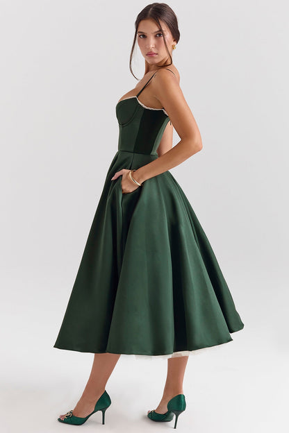 Zendaya | Klassisches Midi-Kleid