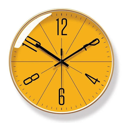 Wanduhr im nordischen Design
