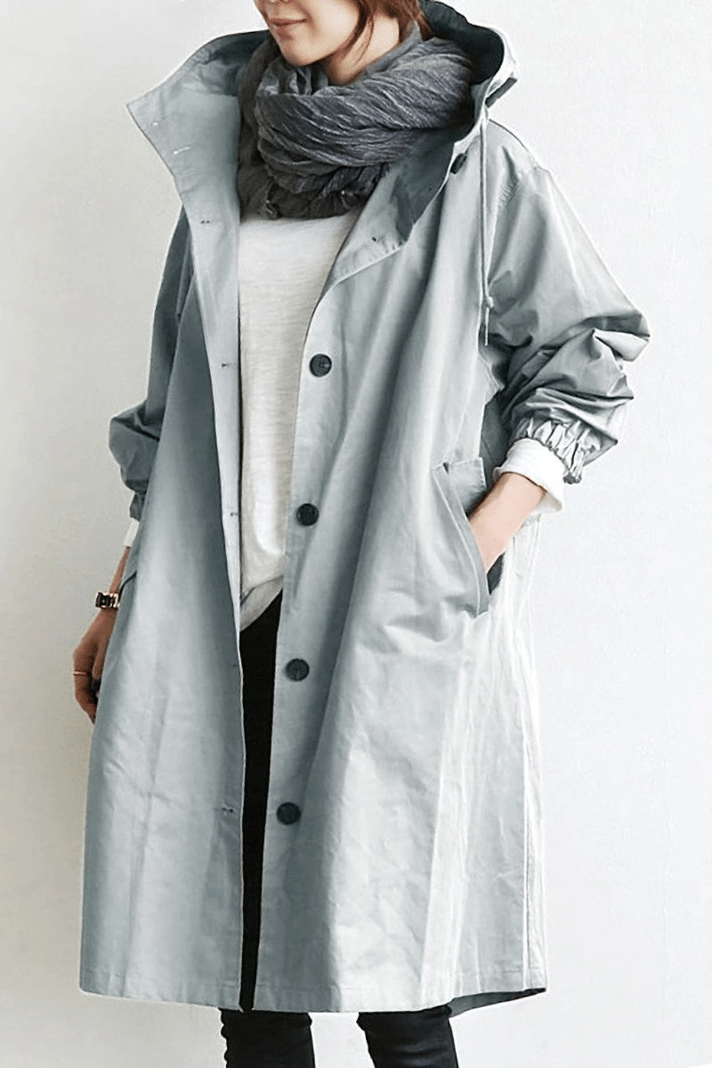 Stella | Die Windjacke mit Knöpfen und Kapuze für Damen