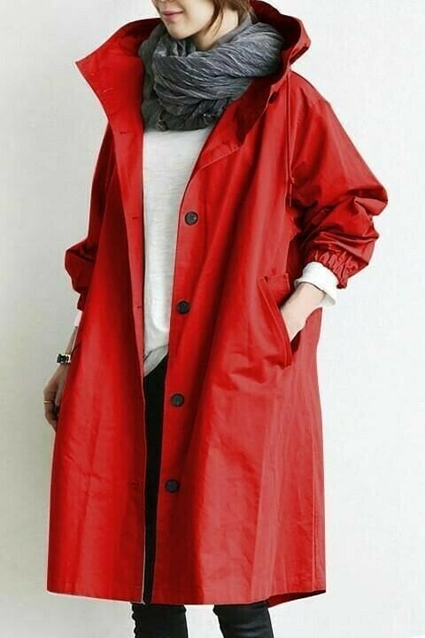 Stella | Die Windjacke mit Knöpfen und Kapuze für Damen