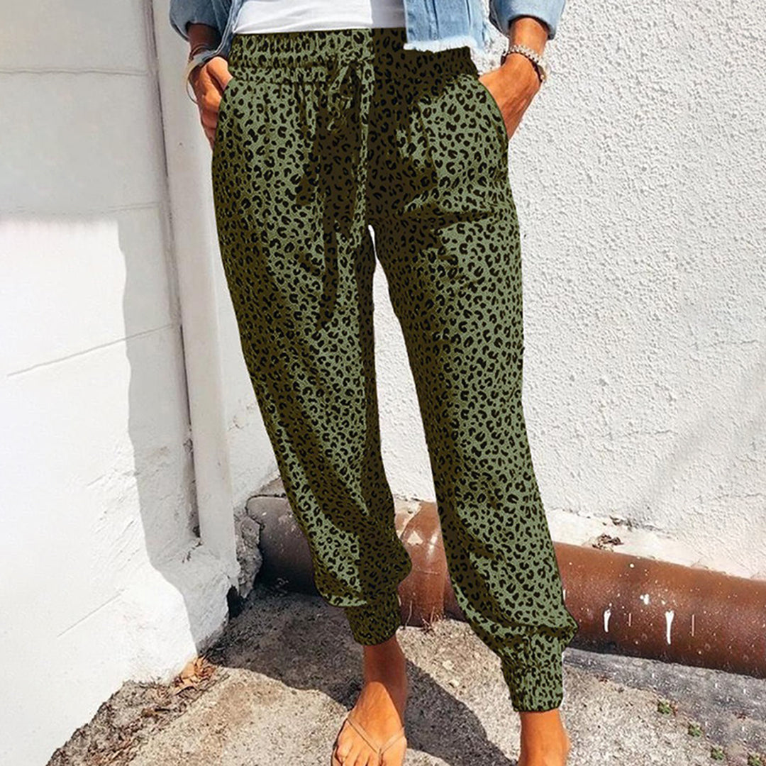 LeopardenLounge | Stylische Freizeithose mit hohem Tragekomfort